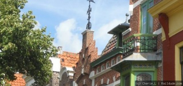 houses near the end of Langestraat