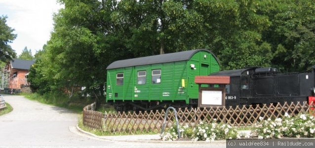 Am ehemaligen Bahnhof in Beierfled, dem Nachbarort von Schwarzenberg