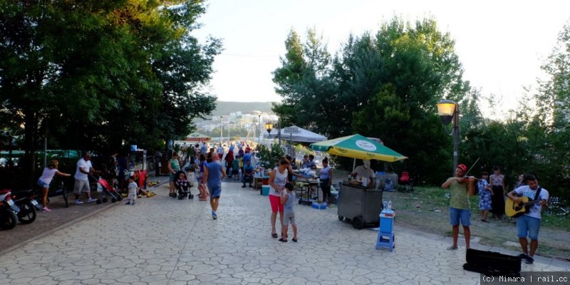 Street music in Tirana